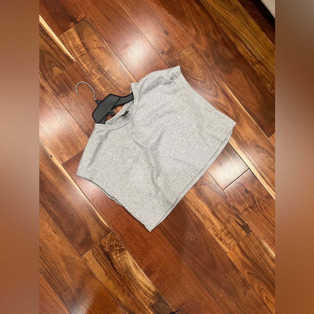 LIGHT GRAY WIDE SHOULDER TANK TOP CROP TOP🩶🩶🩶